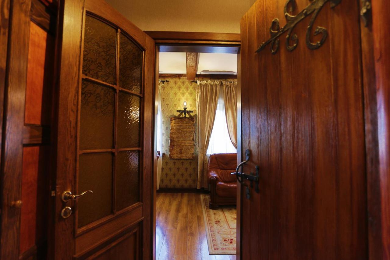 Hotel Fortetsya Hetmana Hatne Exterior foto
